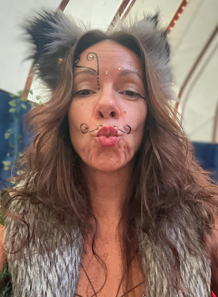 ✨Kika✨ (she/her/it). She can be a thousand women. The Forest fairy, the mum, the crone, the maiden, the witch, the goddess, the child, the slut, depending on the moon. Curiosity is her love language! Be curious...